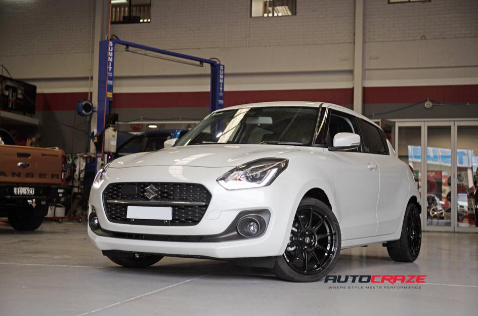 SUZUKI SWIFT ROTATE MATTE BLACK 