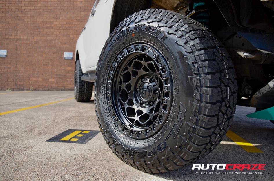 TOYOTA HILUX N80 4WD UNIT MATTE BLACK