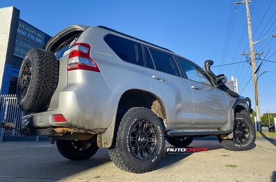 TOYOTA-PRADO-HOSS-XD-II-SATIN-BLACK-DARK-TINT
