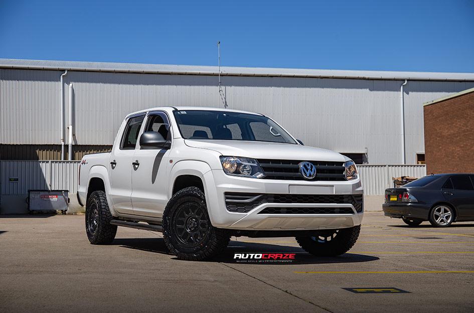 VOLKSWAGEN AMAROK DETROIT MATTE BLACK