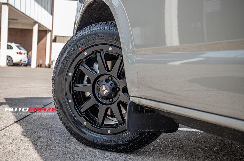 VOLKSWAGEN TRANSPORTER GATOR SATIN BLACK
