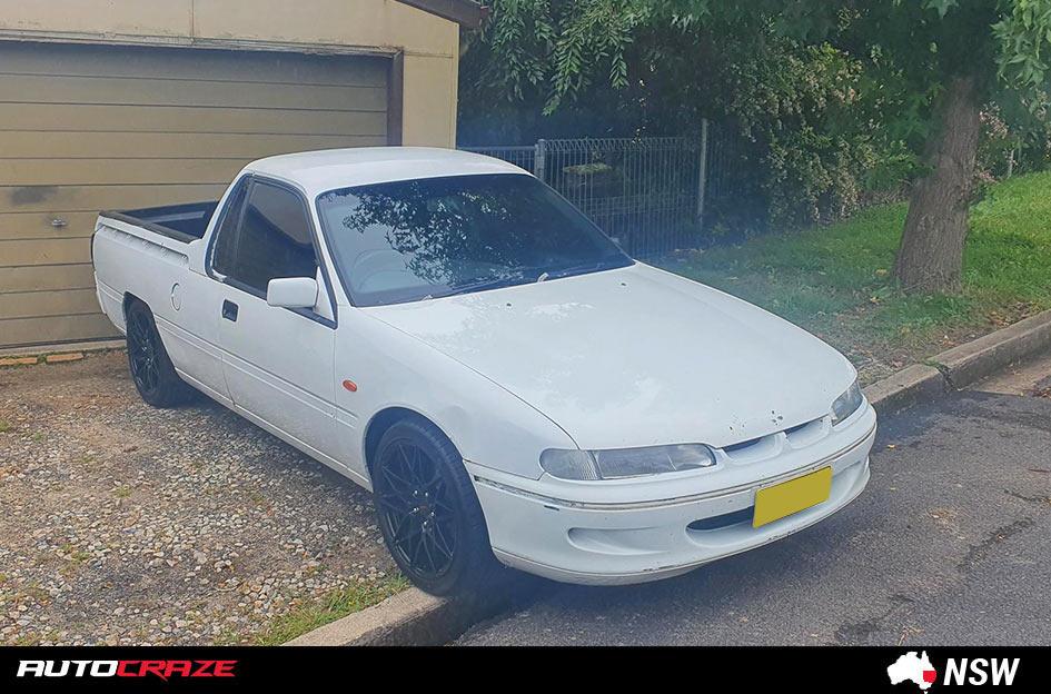 HOLDEN COMMODORE UTE ZR1 GLOSS BLACK
