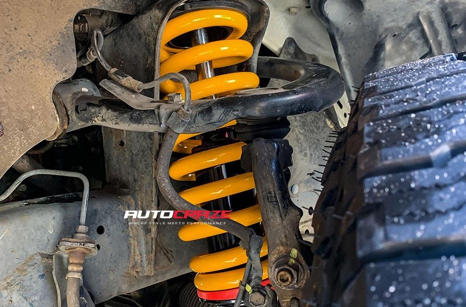 TOYOTA HILUX N70 4WD D HOLE BLACK