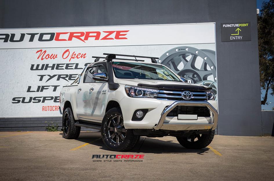 TOYOTA HILUX N80 4WD MO962 GLOSS BLACK