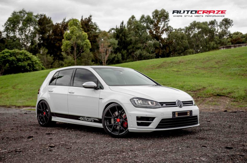VOLKSWAGEN GOLF KPS MATTE BLACK