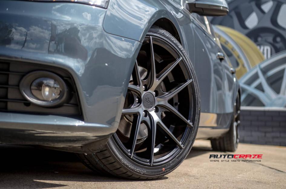 AUDI-A4--2003-ONWARDS--TARGA-BLACK---MACHINED-WITH-DOUBLE-DARK-TINT
