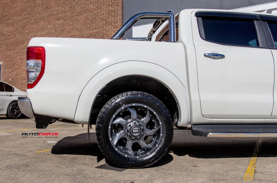 FORD RANGER GD01 GRAPHITE MILLED ACCENTS WITH CHROME INSERTS