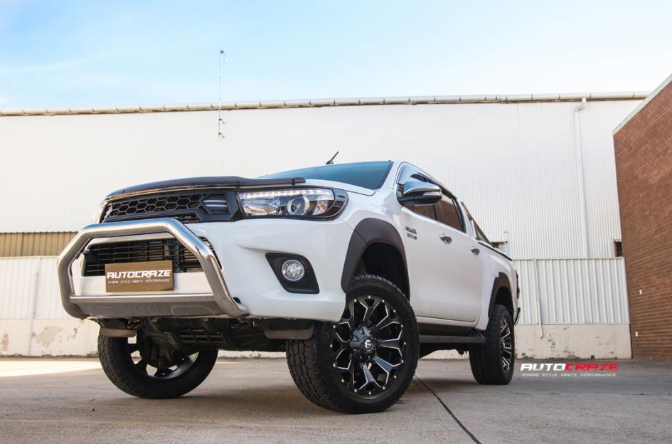 TOYOTA HILUX N80 4WD ASSAULT GLOSS BLACK MILLED ACCENTS