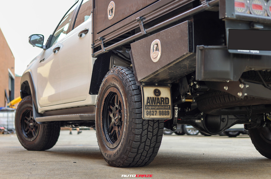 TOYOTA HILUX N90 ROH HAMMER MATTE BLACK