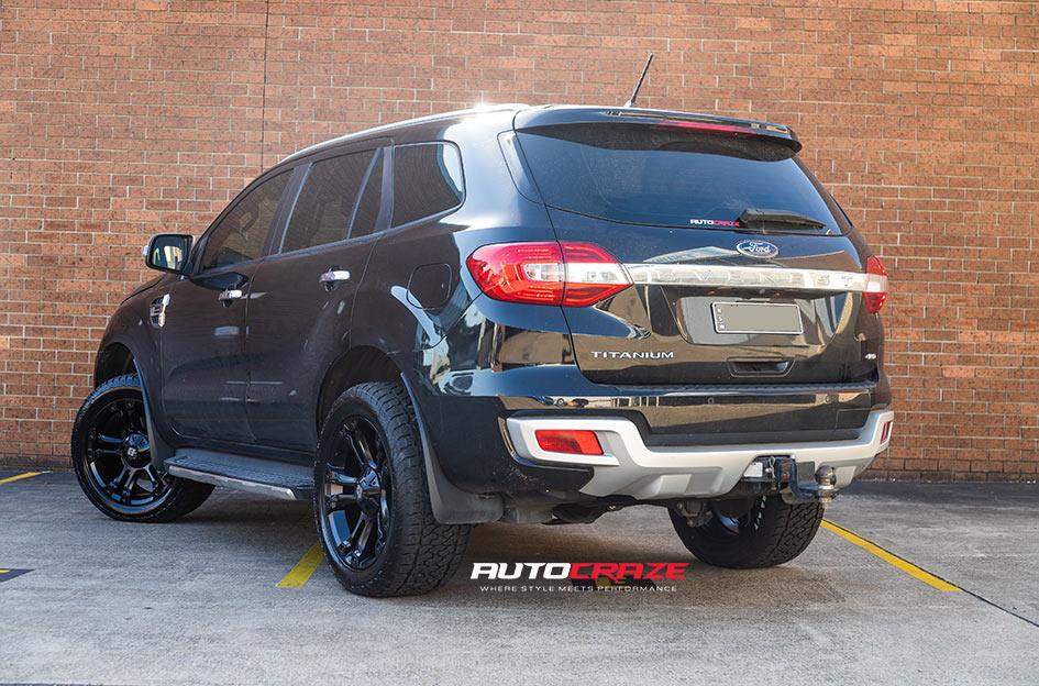FORD EVEREST BROOKLYN MATTE BLACK