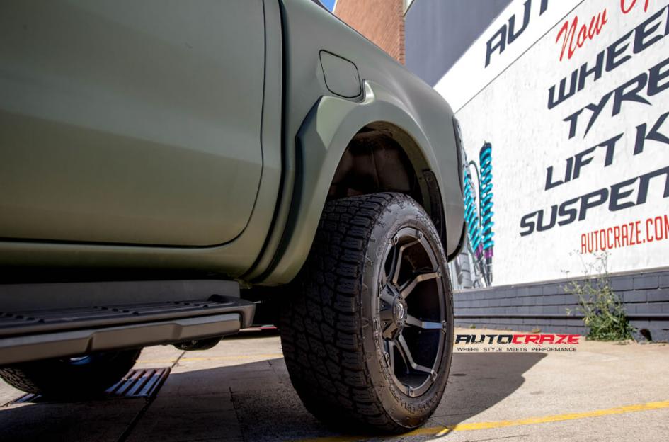 FORD RANGER COUPLER BLACK MACHINED WITH DARK TINT