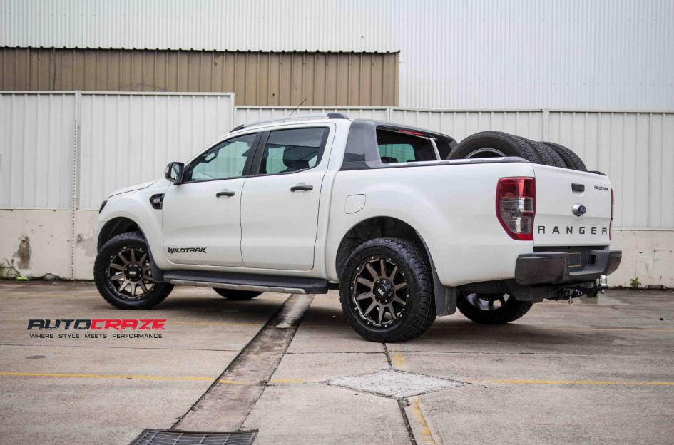 FORD RANGER GD05 BRONZE DARK TINT WITH MATTE BLACK