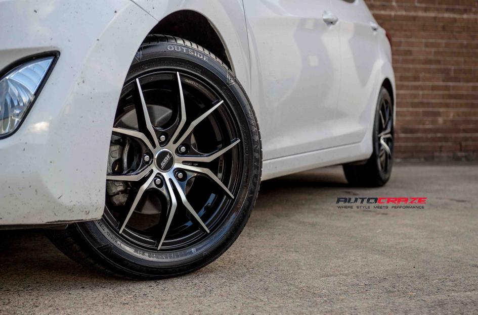 HYUNDAI-ELANTRA-VENOM-BLACK-MACHINED-FACE