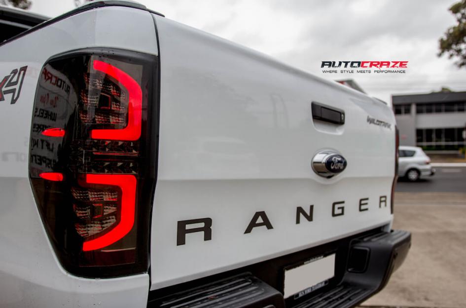 FORD RANGER BUCK 25 XD MATTE BLACK MACHINED FACE