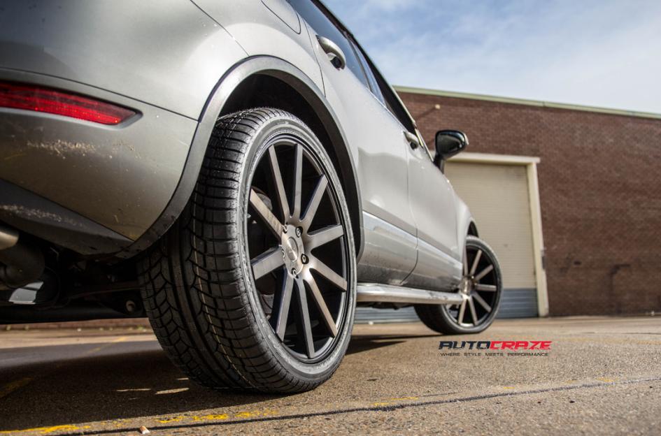 VOLKSWAGEN TOUAREG SHOT CALLA BLACK AND MACHINED WITH DARK TINT
