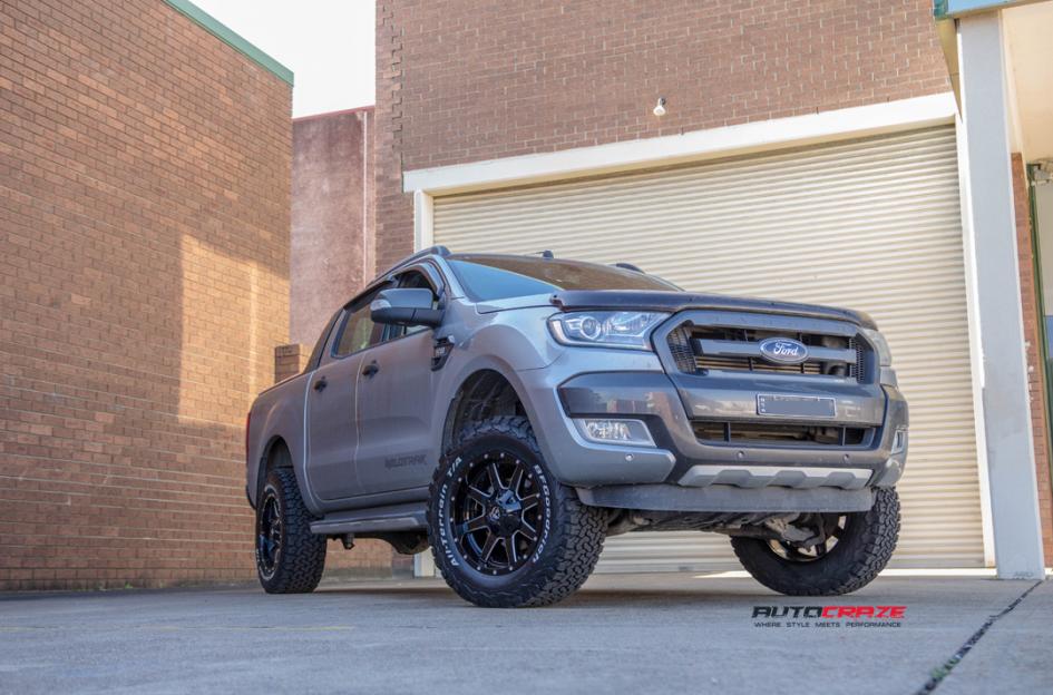 FORD RANGER MAVERICK GLOSS BLACK MILLED ACCENTS 8