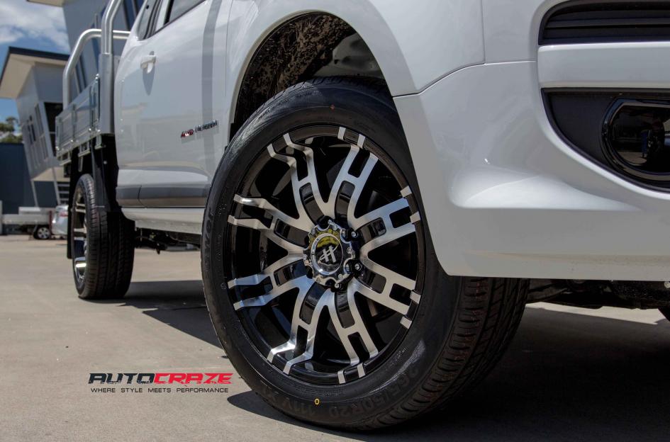 HOLDEN COLORADO HE835 GLOSS BLACK MACHINED FACE