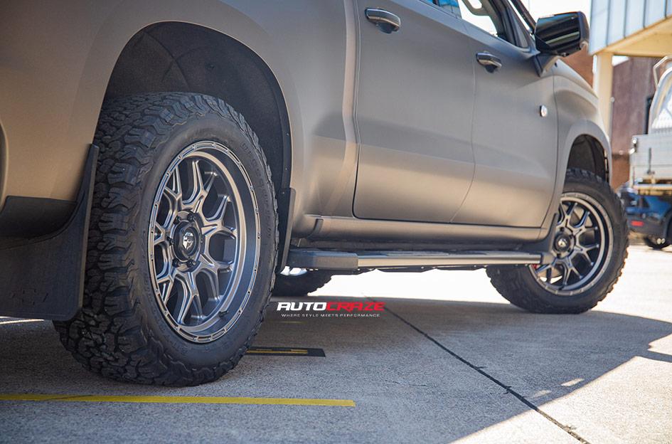 CHEVROLET-SILVERADO-TECH-ANTHRACITE
