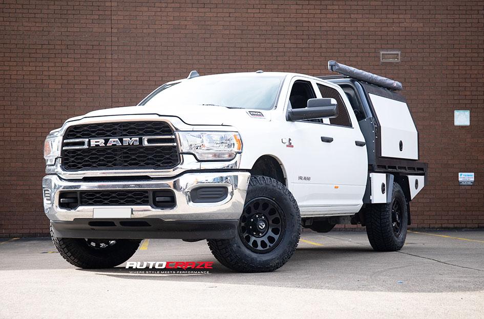 DODGE-RAM-VECTOR-MATTE-BLACK