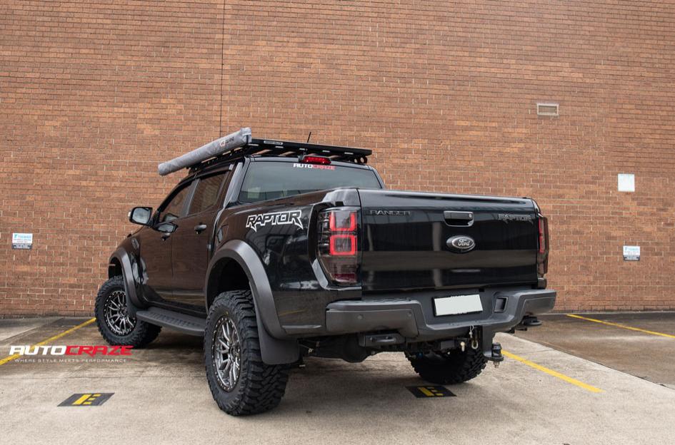 FORD RANGER RAPTOR REBEL ANTHRACITE CENTER W BLACK LIP