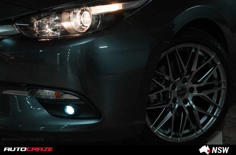 MAZDA-3-HOCKENHEIM-HYPER-BLACK