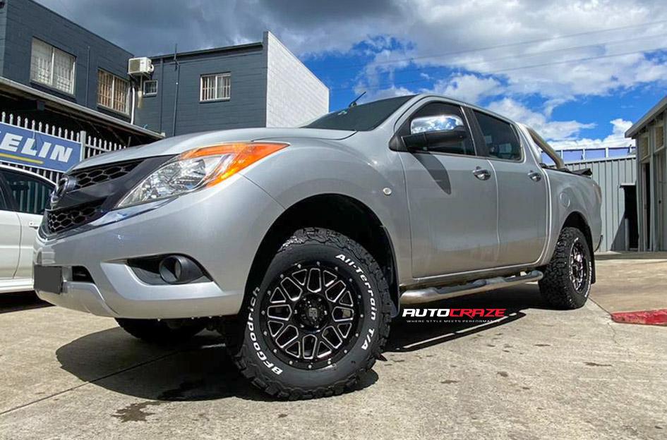 MAZDA BT 50 VEGAS GLOSS BLACK MILLED 