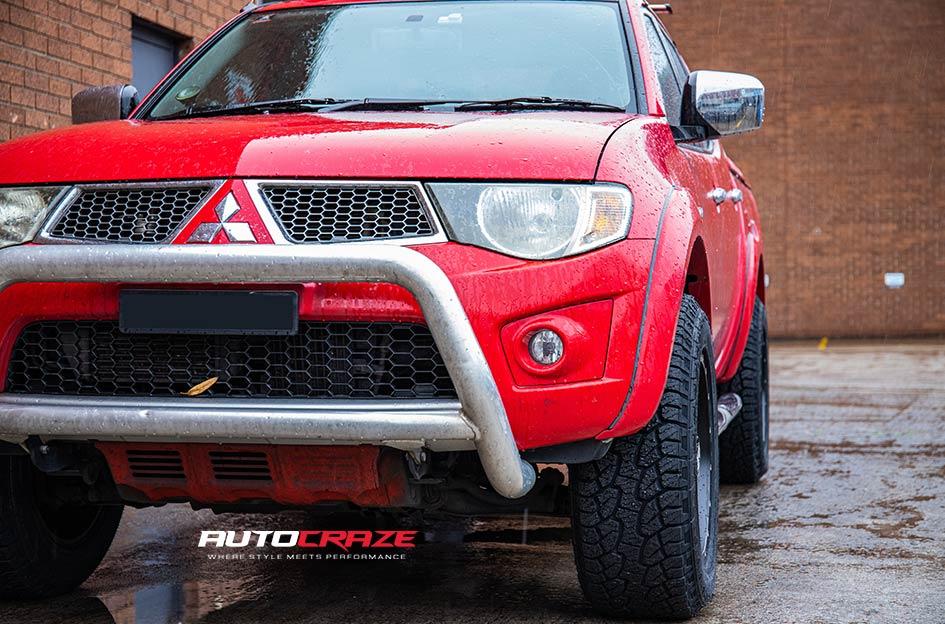 MITSUBISHI TRITON GRENADE SATIN BLACK