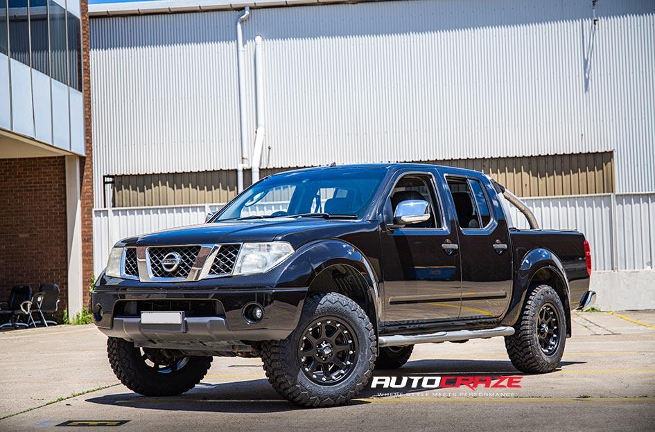 NISSAN NAVARA ADDICT MATTE BLACK