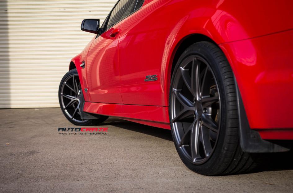 HOLDEN-COMMODORE-MISANO-MATTE-GUN-METAL