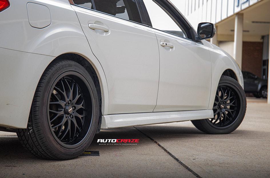 SUBARU LIBERTY CHEETAH SPORTS BLACK SUEDE