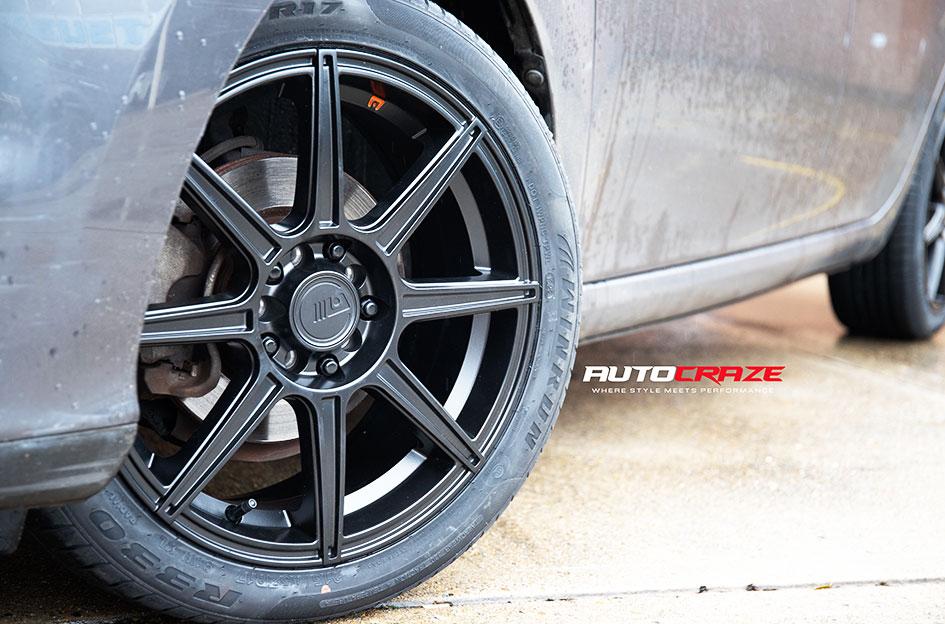TOYOTA COROLLA MR142 SATIN BLACK