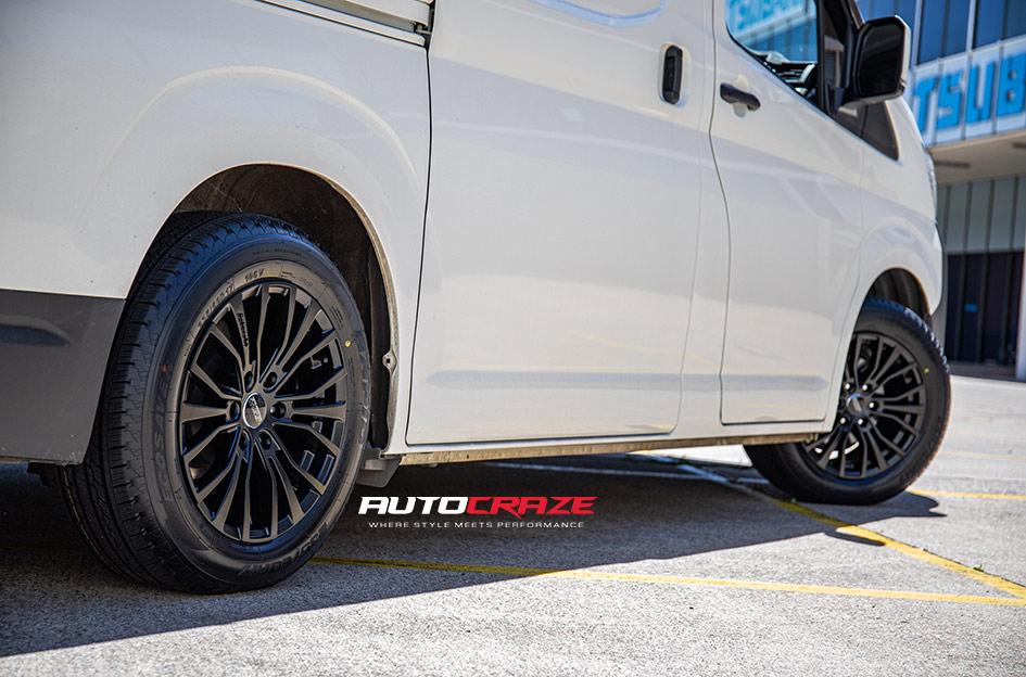 TOYOTA-HIACE-ULTIMATE-MATTE-BLACK
