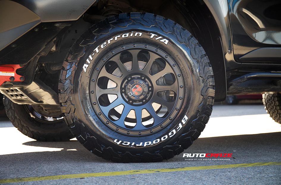 TOYOTA HILUX N80 RUGGED X VICTIM MATTE BLACK