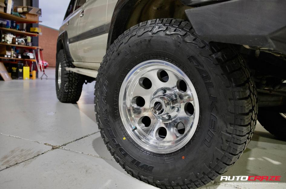 TOYOTA LANDCRUISER BAJA POLISHED