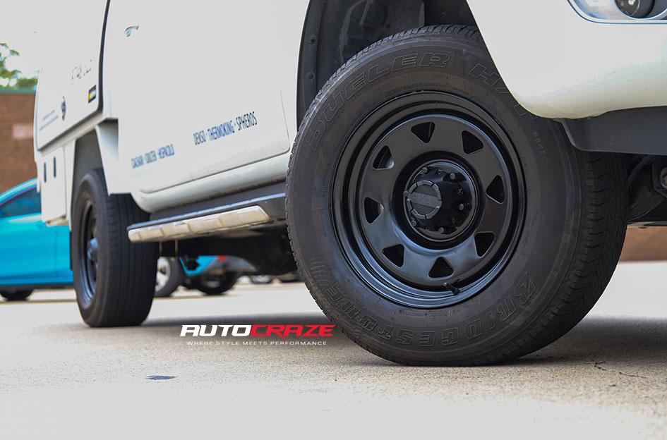FORD-RANGER-TERRA-SATIN-BLACK