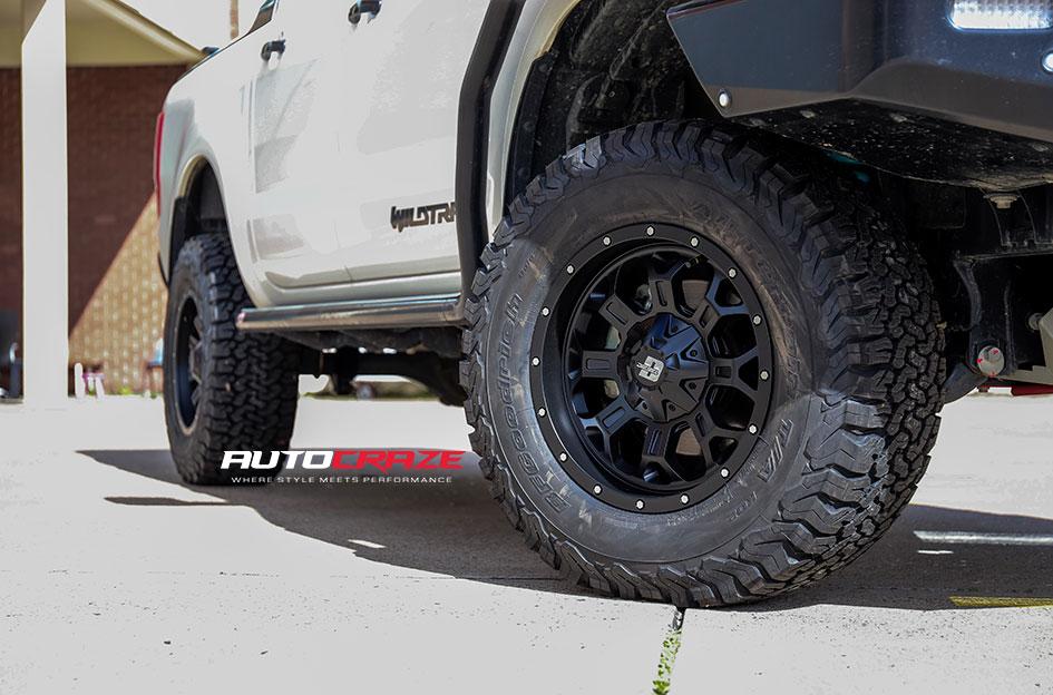 FORD RANGER HURRICANE MATTE BLACK