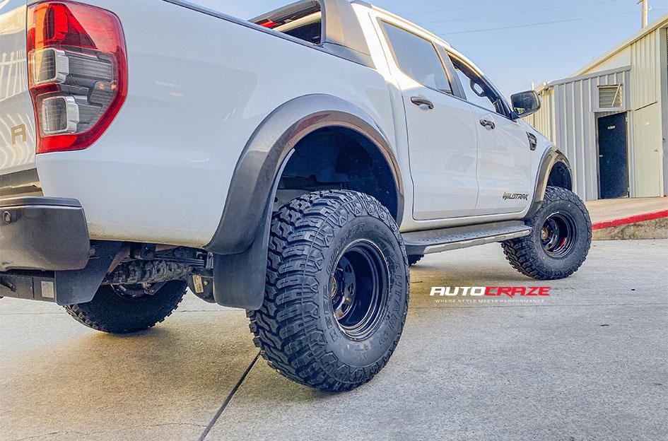 FORD-RANGER-TERRA-SATIN-BLACK