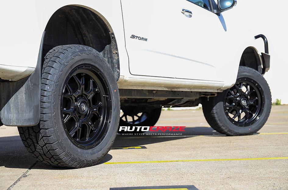 HOLDEN COLORADO TECH MATTE BLACK
