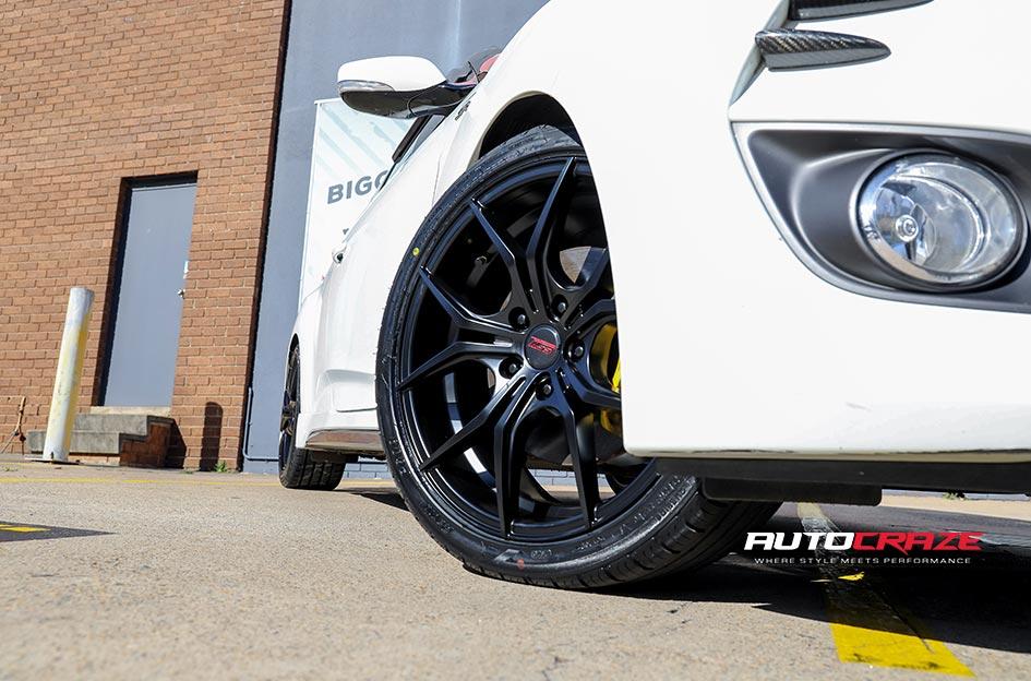 HYUNDAI VELOSTER VENOM MATTE BLACK