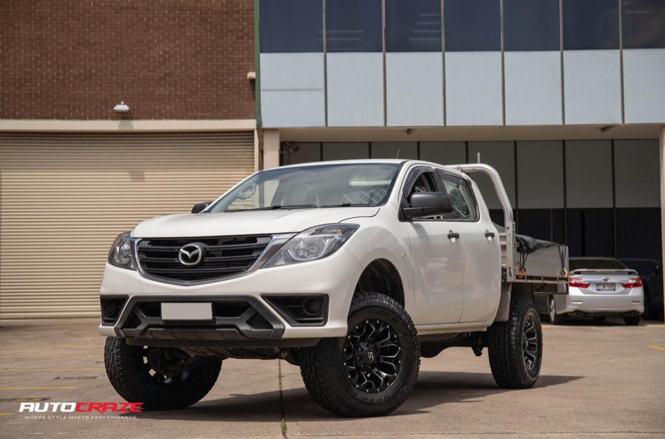MAZDA BT 50 ASSAULT GLOSS BLACK MILLED ACCENTS