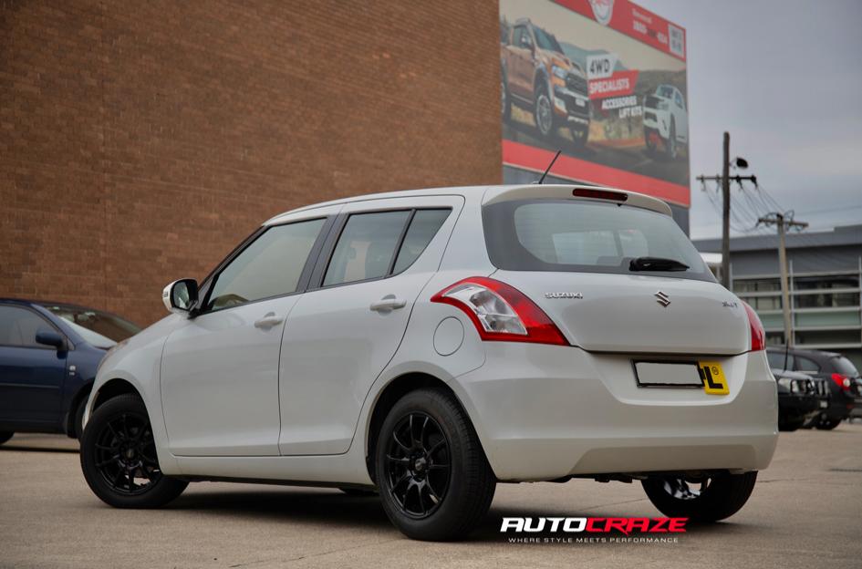 SUZUKI SWIFT ROTATE MATTE BLACK 