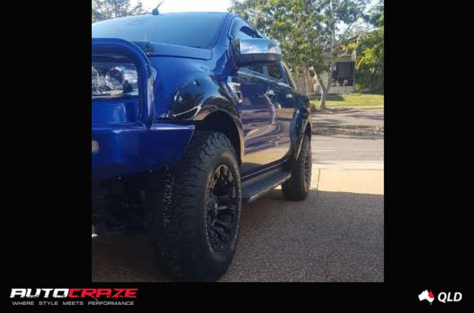 FORD-RANGER-VAPOR-BLACK-MACHINED-WITH-DARK-TINT