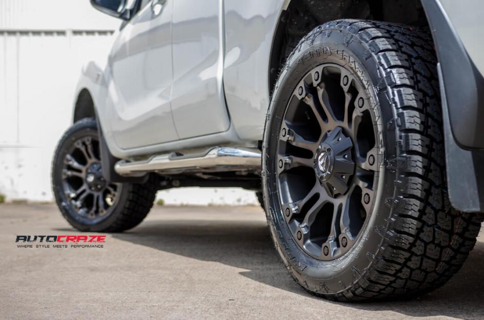 MAZDA BT 50 VAPOR BLACK MACHINED WITH DARK TINT