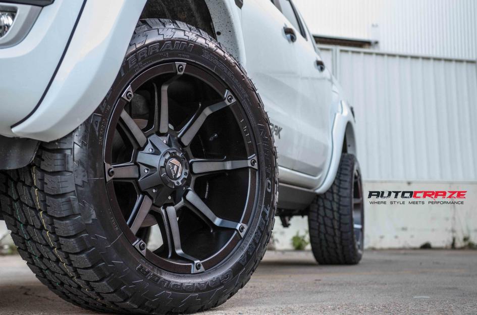 FORD RANGER COUPLER BLACK MACHINED WITH DARK TINT