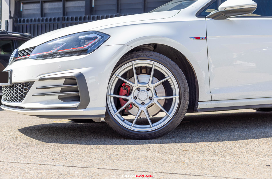 VOLKSWAGEN GOLF KOYA SF13 GLOSS SILVER