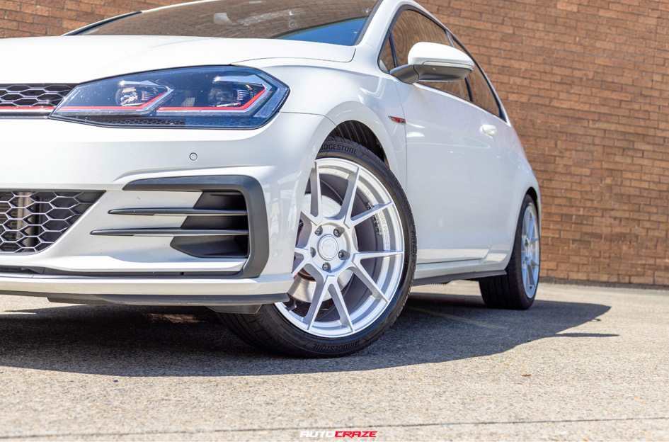 VOLKSWAGEN GOLF KOYA SF13 GLOSS SILVER