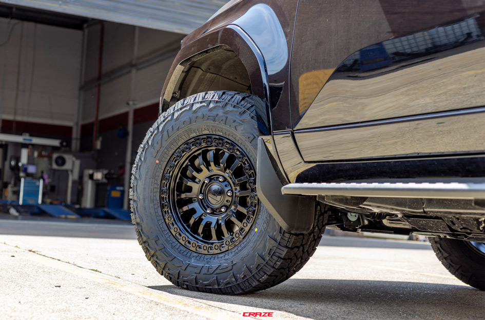 TOYOTA LAND CRUISER PRADO 250 FUEL RINCON MATTE BLACK