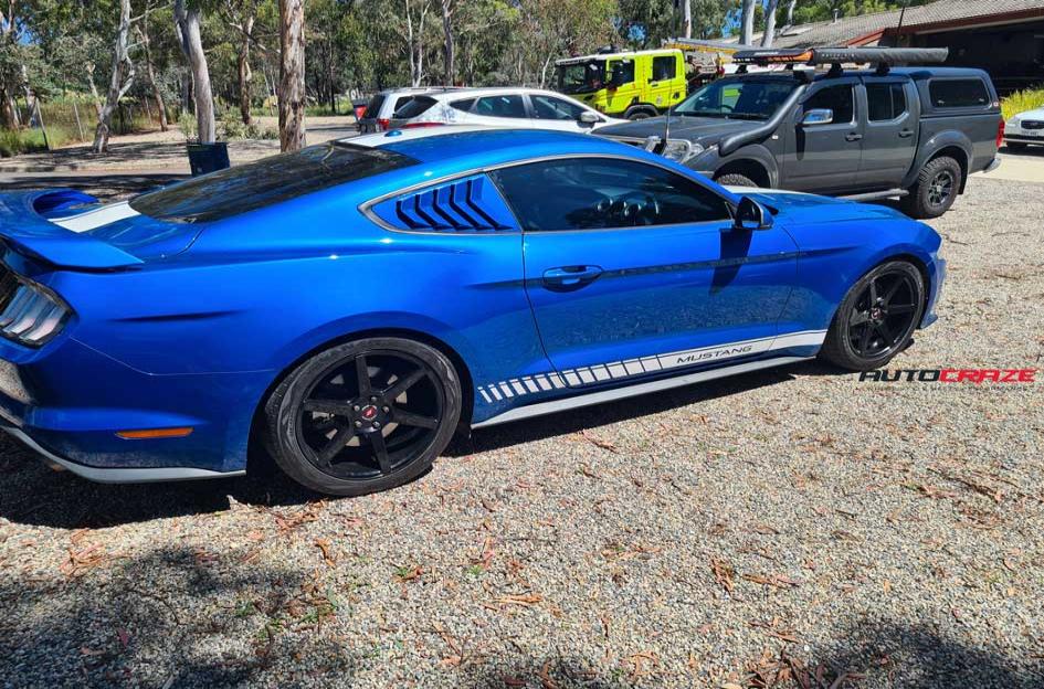 FORD MUSTANG IFG3 FLAT BLACK