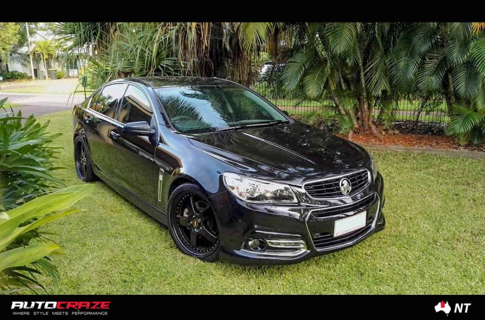 HOLDEN-COMMODORE-FR