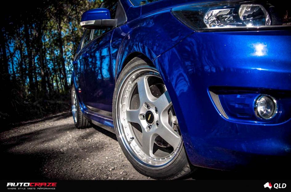 FORD FOCUS  5 STUD  FR